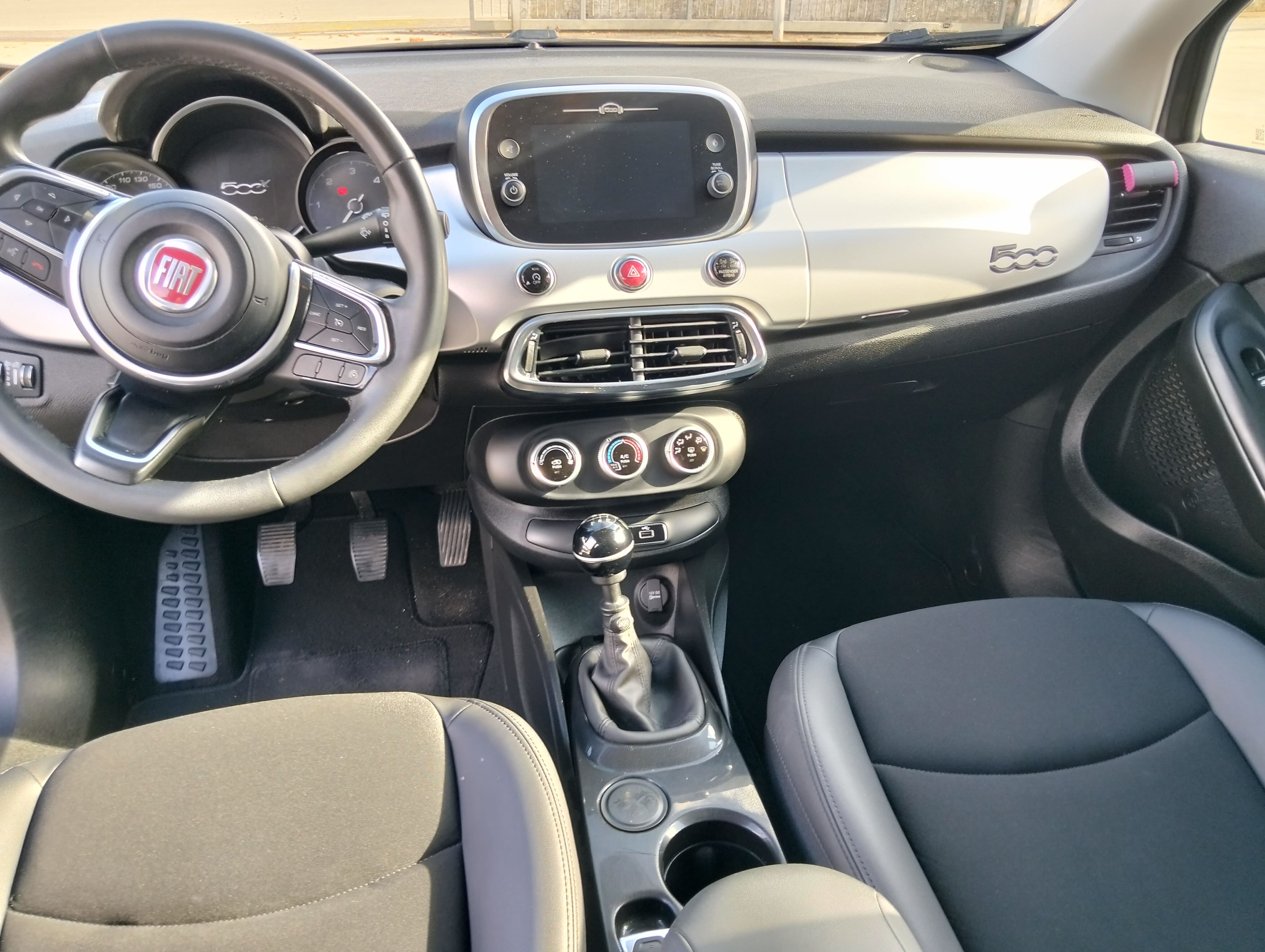 1000124214-min 1000124214-min